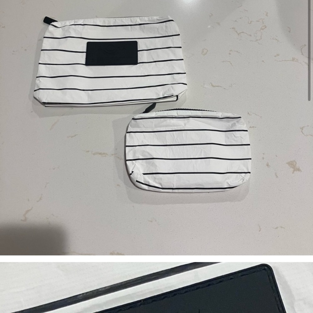 LLL petal emboss inspire crop 6 and 2 Aloha pouches nwot